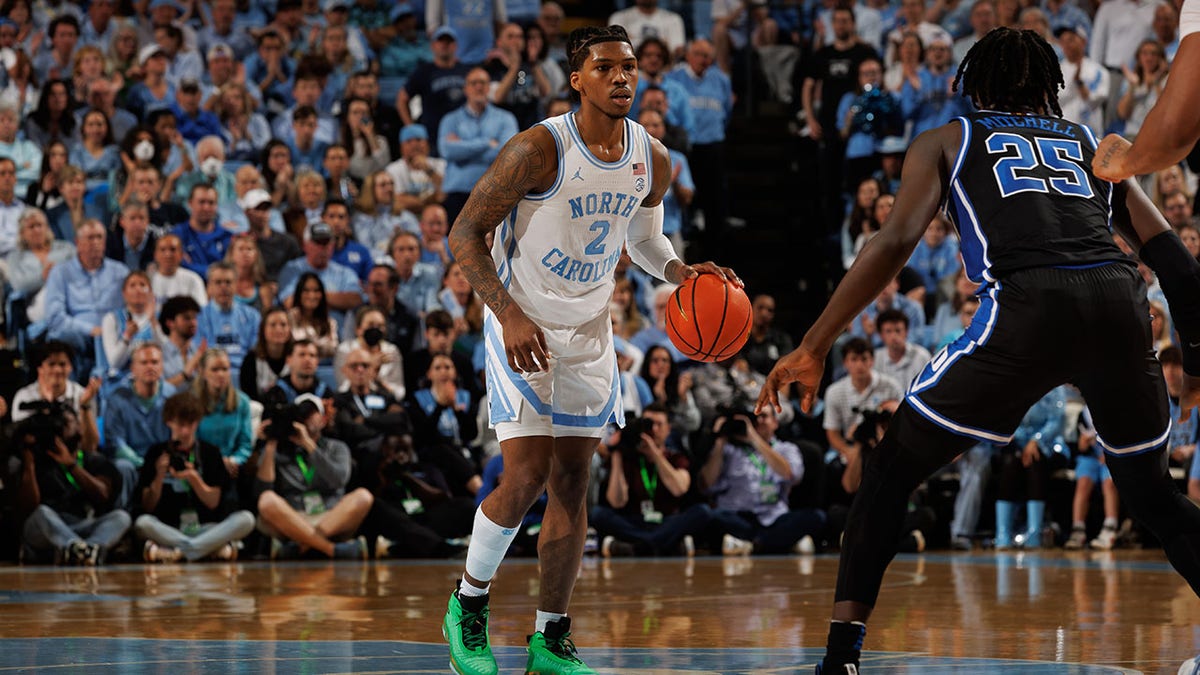 Caleb Love plays a game for the North Carolina Tar Heels